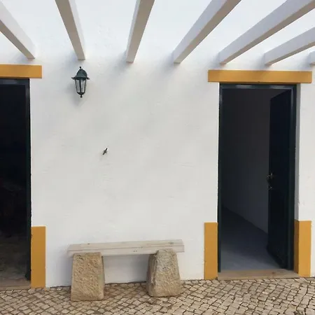 Quinta Ribeira Do Labrador - Lisbon West Wine Route Farm stay